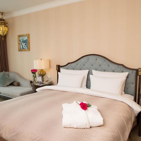 Rixos Almaty Hotel Ngoại thất bức ảnh