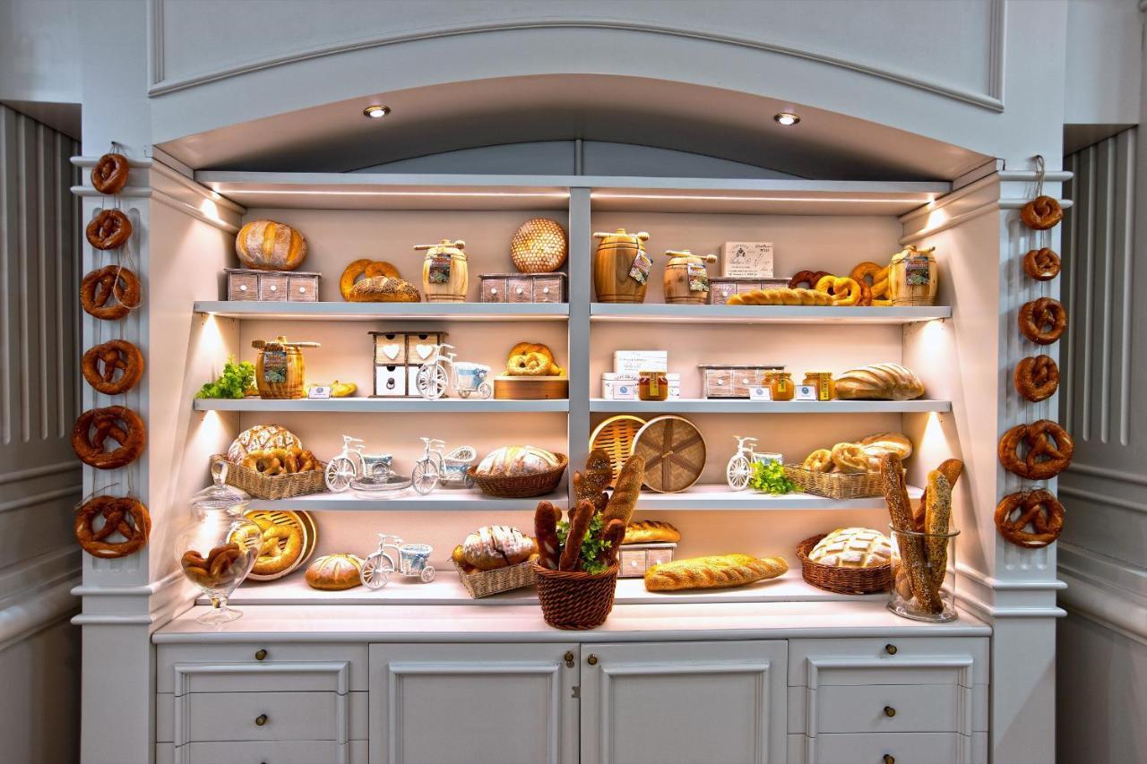 Rixos Almaty Hotel Ngoại thất bức ảnh