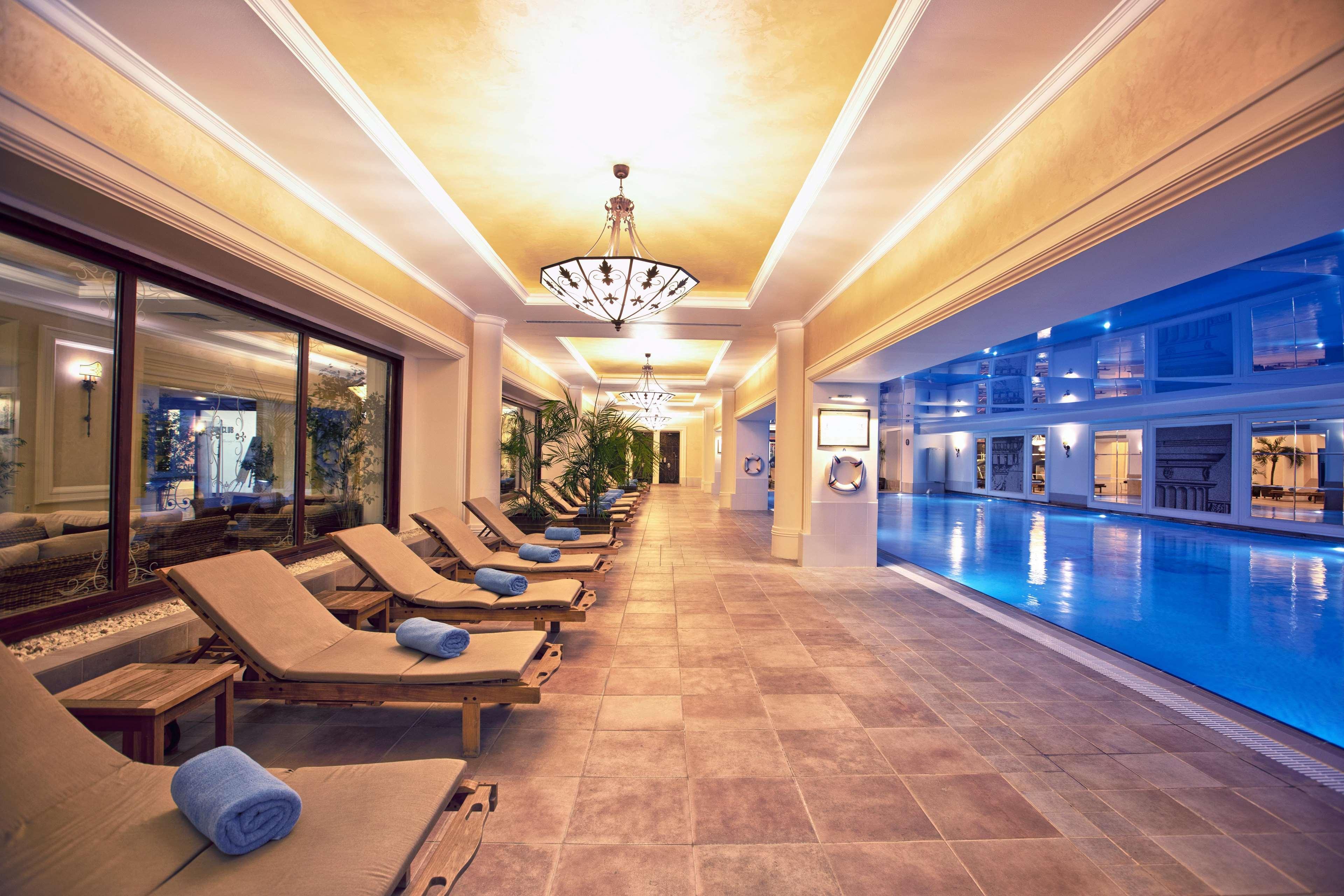 Rixos Almaty Hotel Ngoại thất bức ảnh