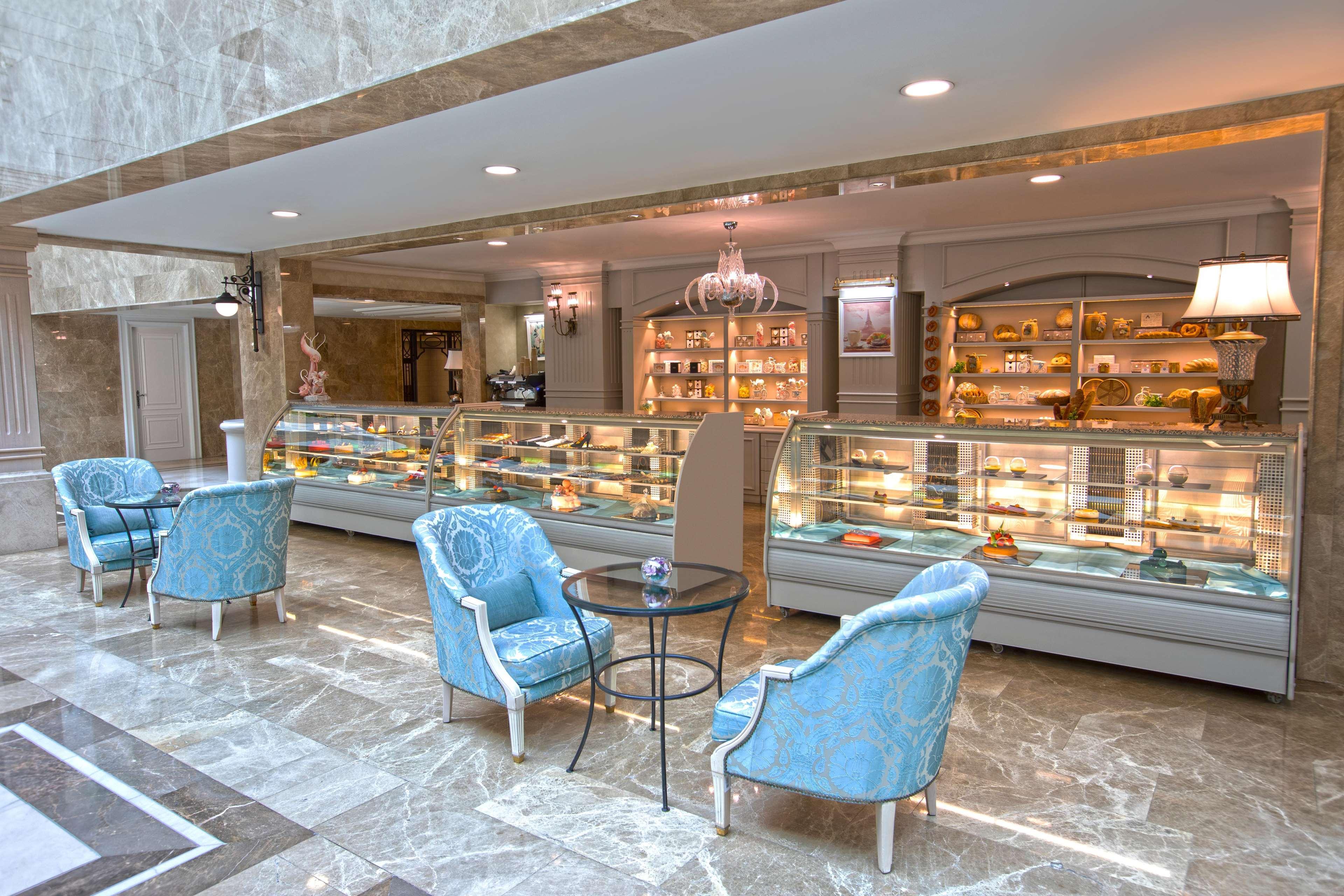 Rixos Almaty Hotel Ngoại thất bức ảnh